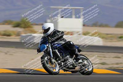 media/Oct-08-2022-SoCal Trackdays (Sat) [[1fc3beec89]]/Turn 16 (125pm)/